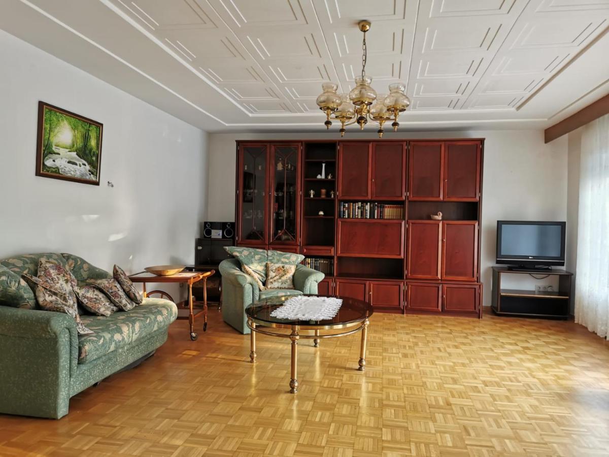 Ferienwohnung Mit Garten Pirmasens Exteriér fotografie